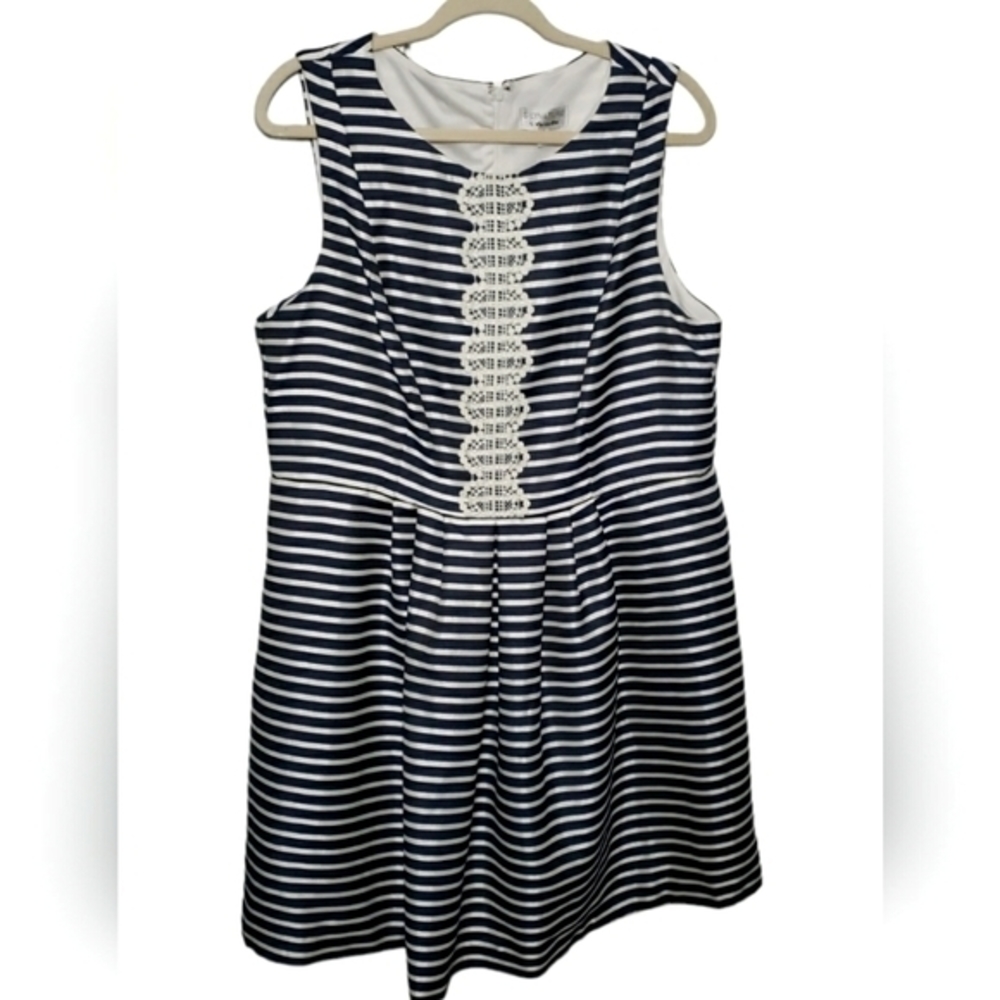 Signature by Robbie Bee Blue and White Stripped Dress Size 18